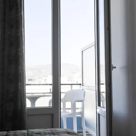 Ξενοδοχείο Κάρπαθος *